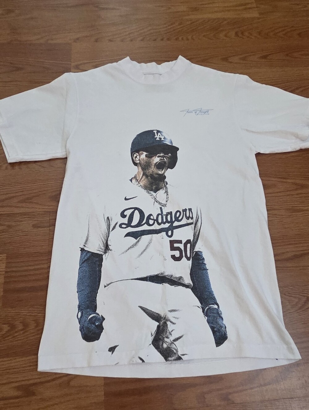 Mookie Betts LA Dodgers 2024 T-shirt - Men's Medium Train of Thought Collective